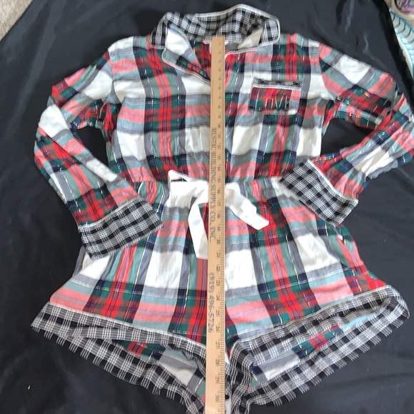Victoria’s Secret plaid flannel romper size large. 3/4 sleeve super cute comfy. - Picture 9 of 14